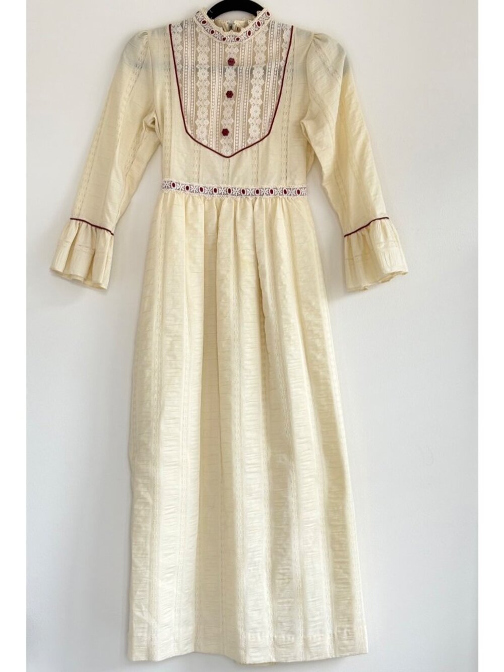 Vintage 1970s Gunne Sax Style Prairie Maxi Dress Cream Lace Victorian Cottagecor